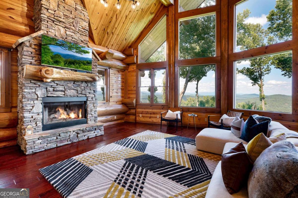 502 Overlook Drive