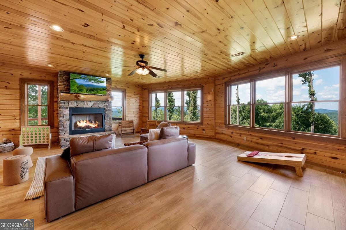 502 Overlook Drive