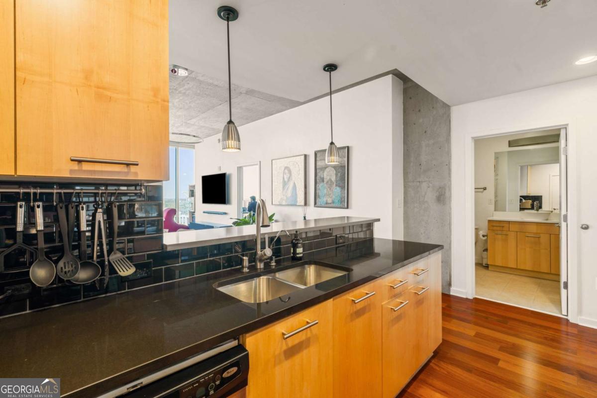 3324 Peachtree Road NE # 2705
