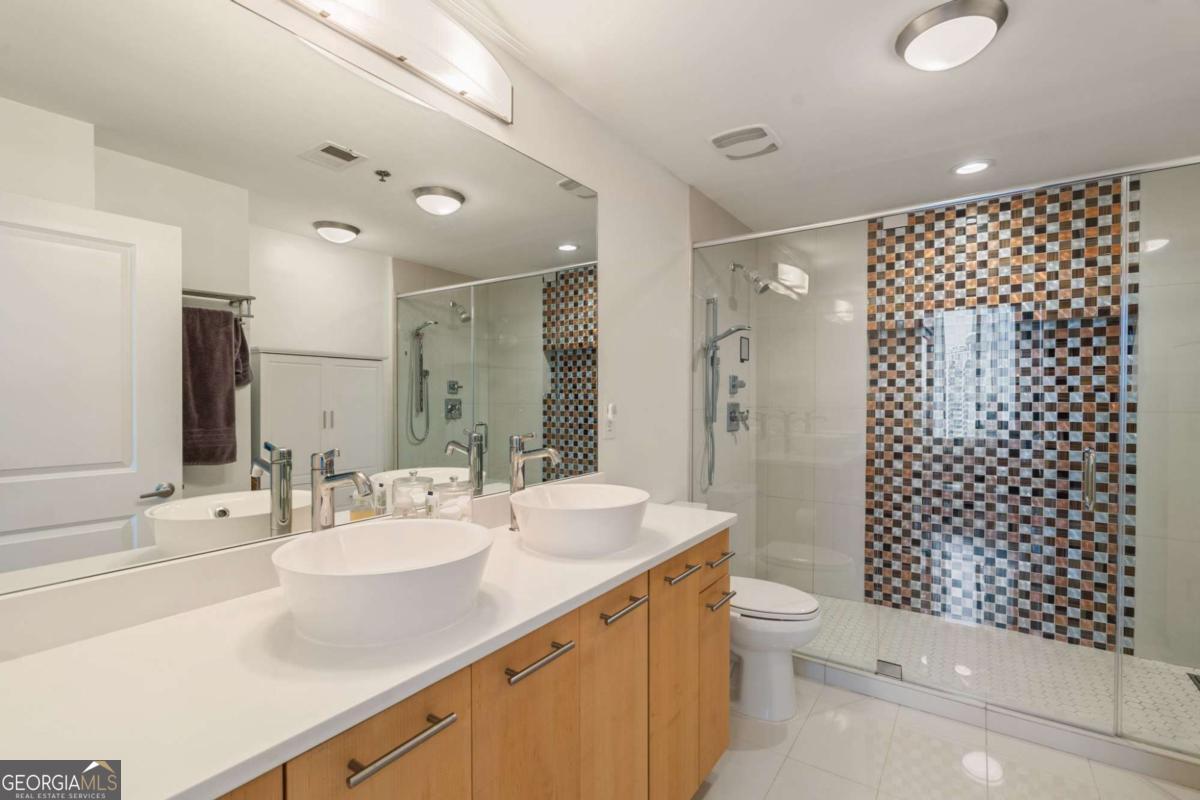 3324 Peachtree Road NE # 2705