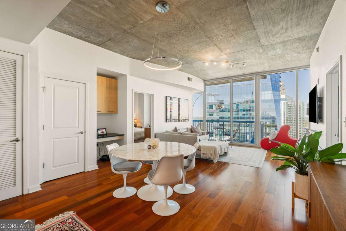 3324 Peachtree Road NE # 2705