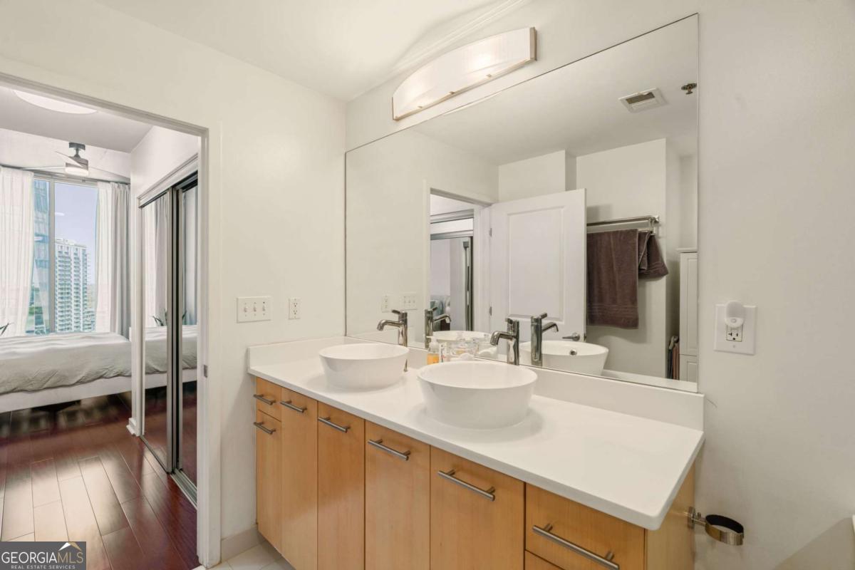 3324 Peachtree Road NE # 2705