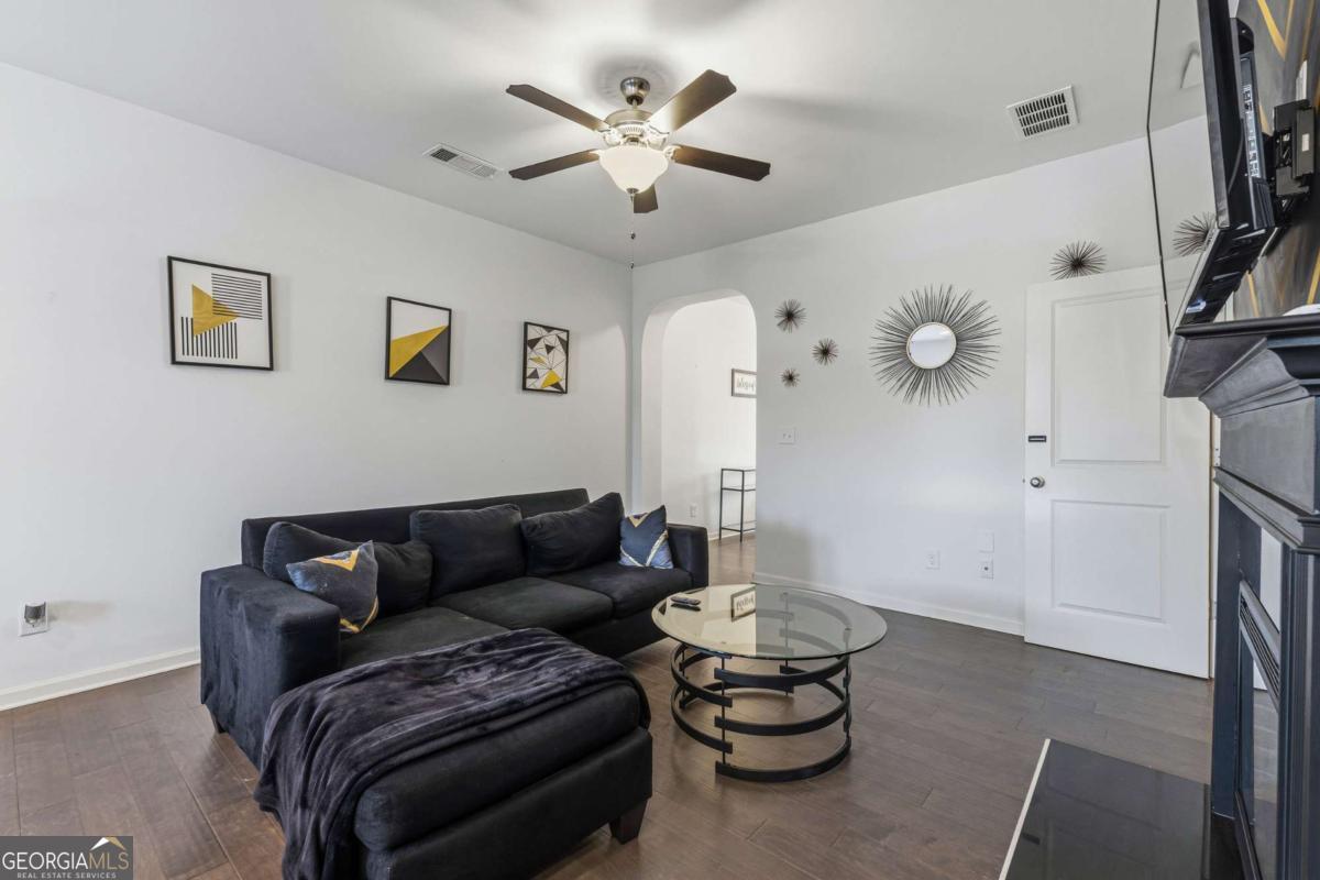 2275 Rolling Trail