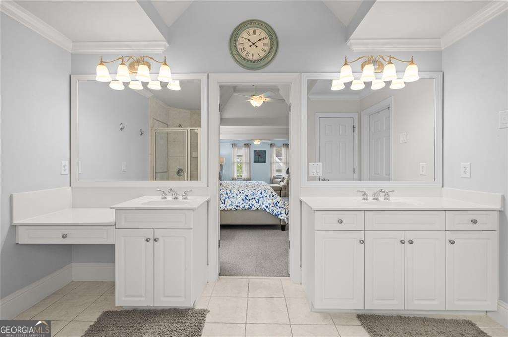 1165 Bluffhaven Way NE