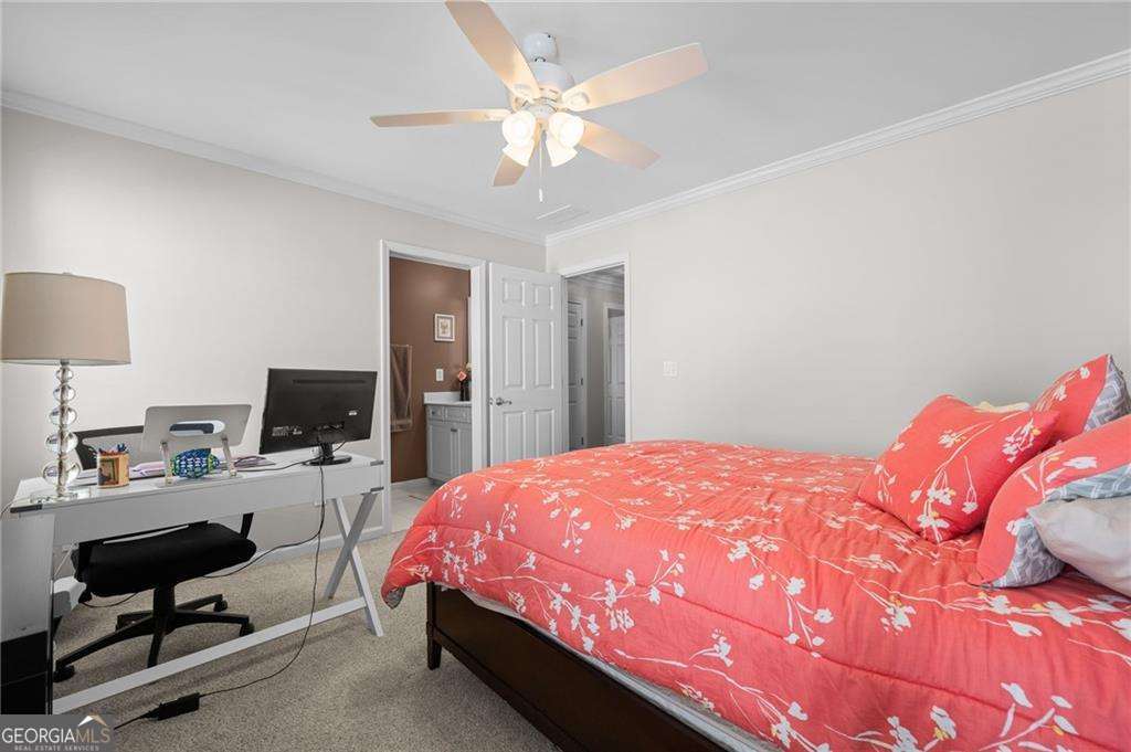 1165 Bluffhaven Way NE