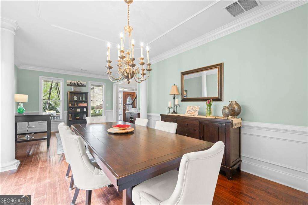 1165 Bluffhaven Way NE