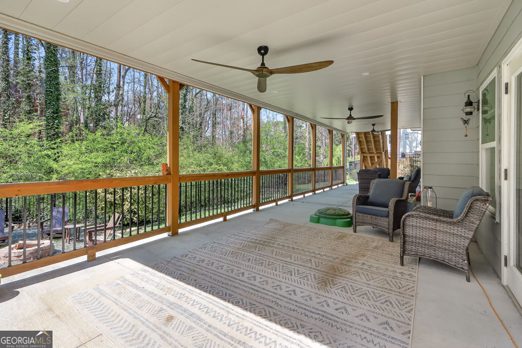 1565 East Bank Drive