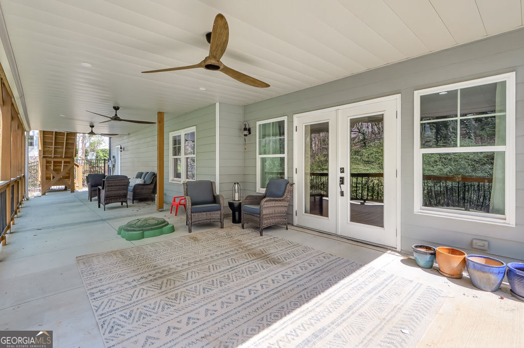 1565 East Bank Drive