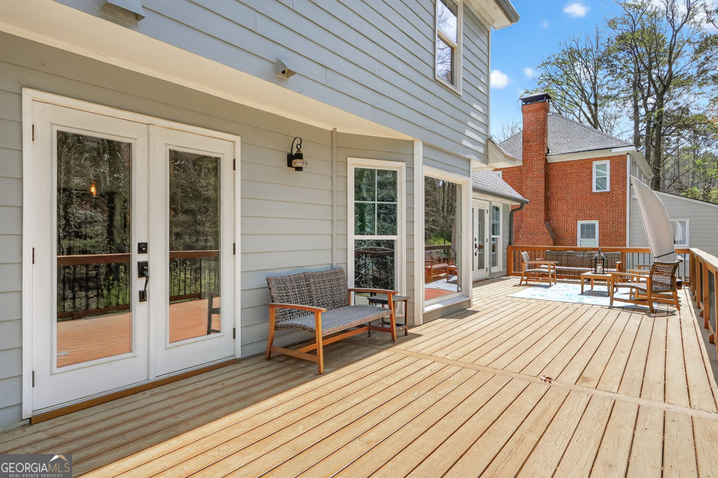 1565 East Bank Drive