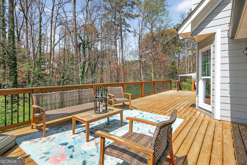 1565 East Bank Drive