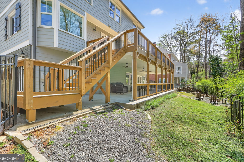 1565 East Bank Drive