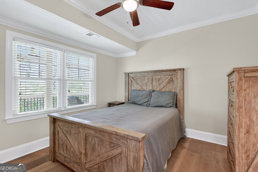 1565 East Bank Drive