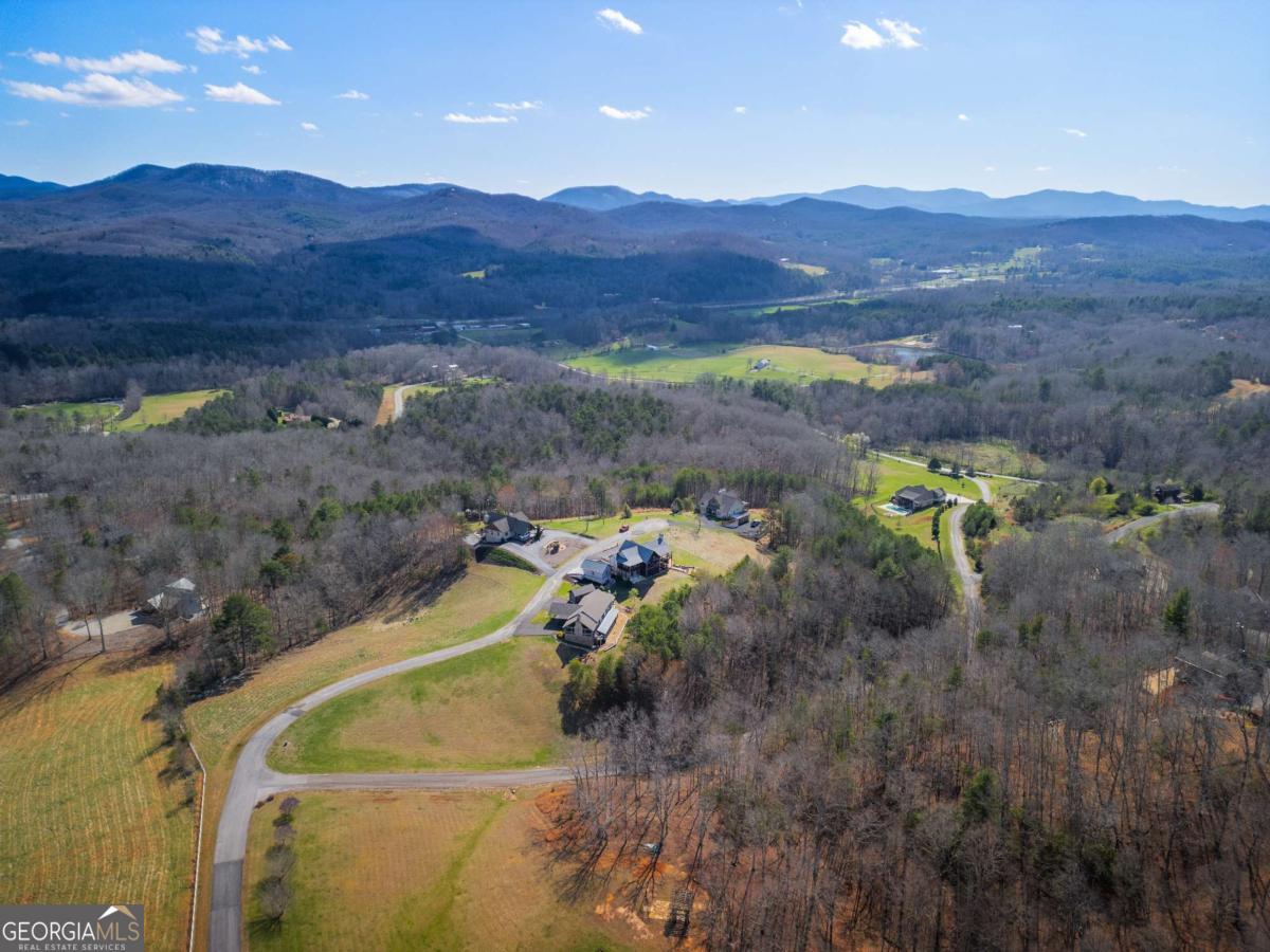 102 High Meadows Trail