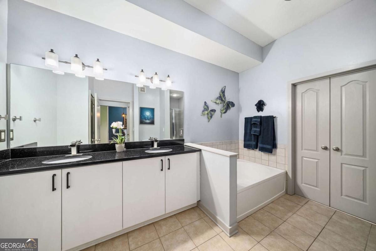 390 17th Street NW # 6026