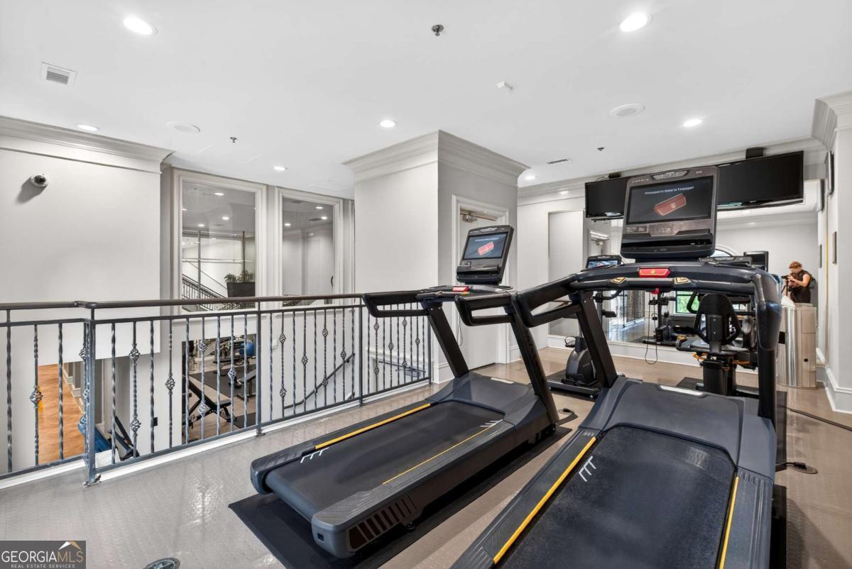 3334 Peachtree Road NE # 911