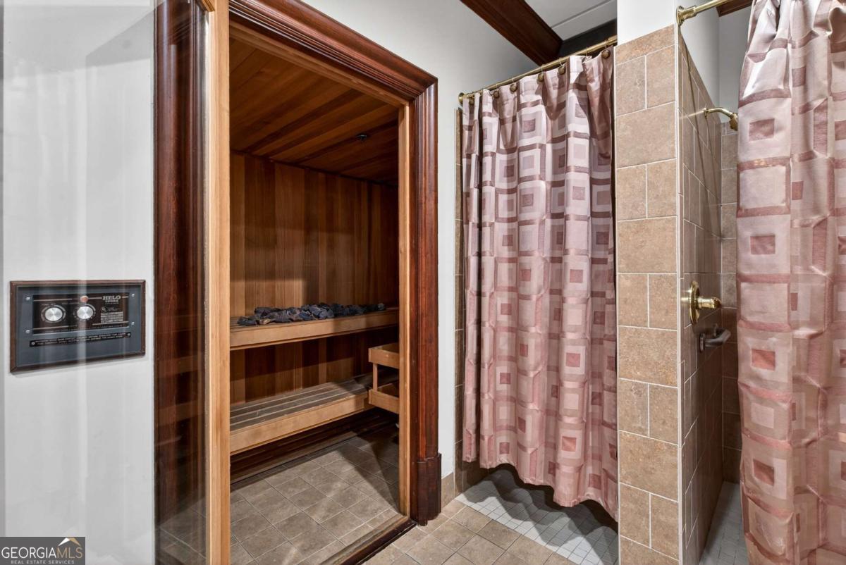 3334 Peachtree Road NE # 911