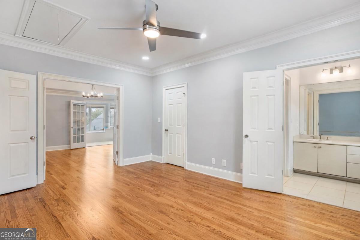 3685 Peachtree Road NE # 10