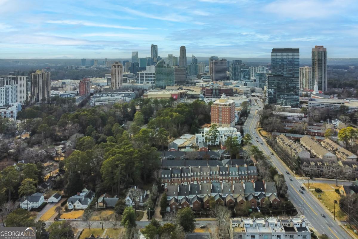 3685 Peachtree Road NE # 10