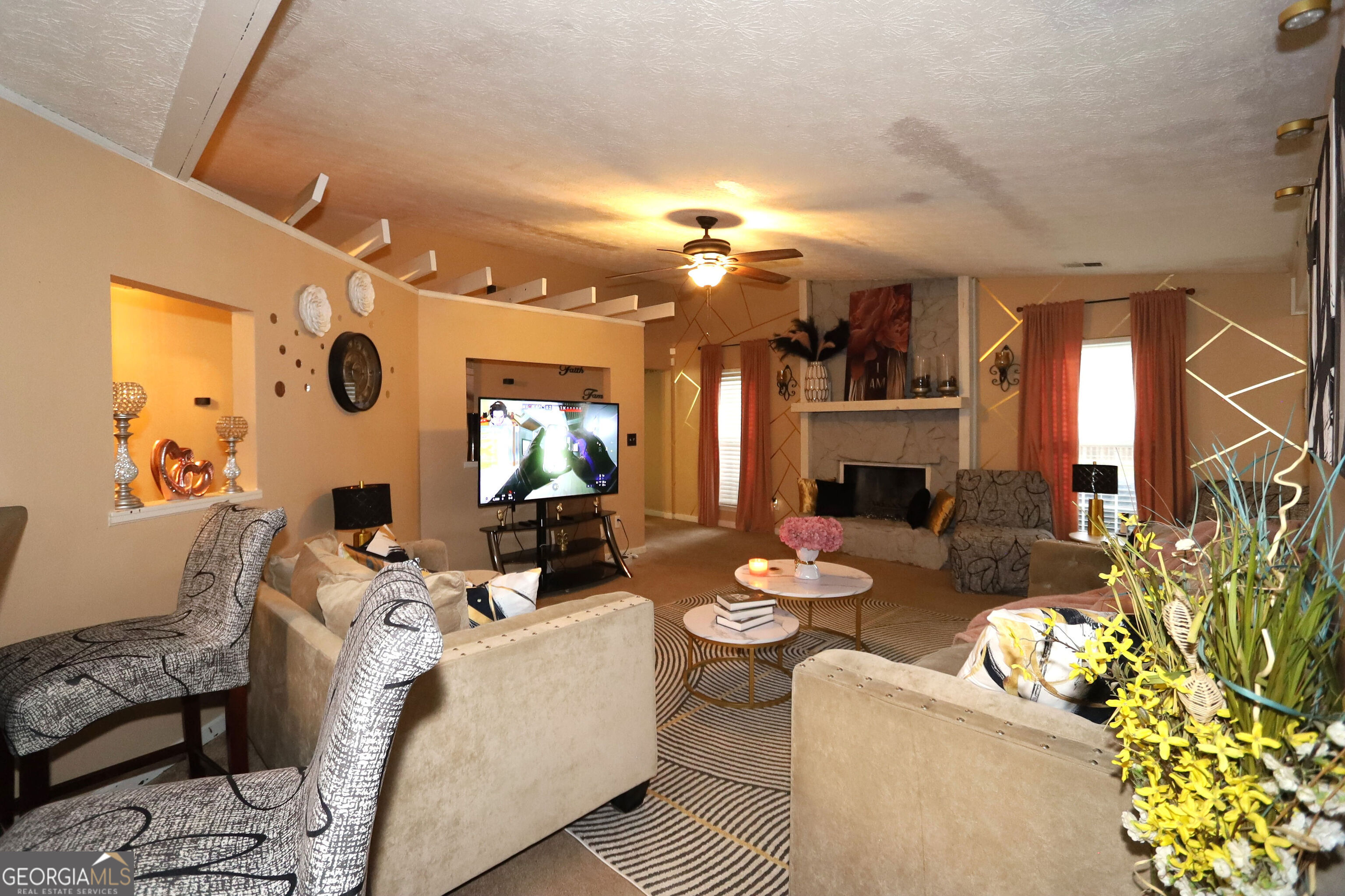 9396 Forest Knoll Drive