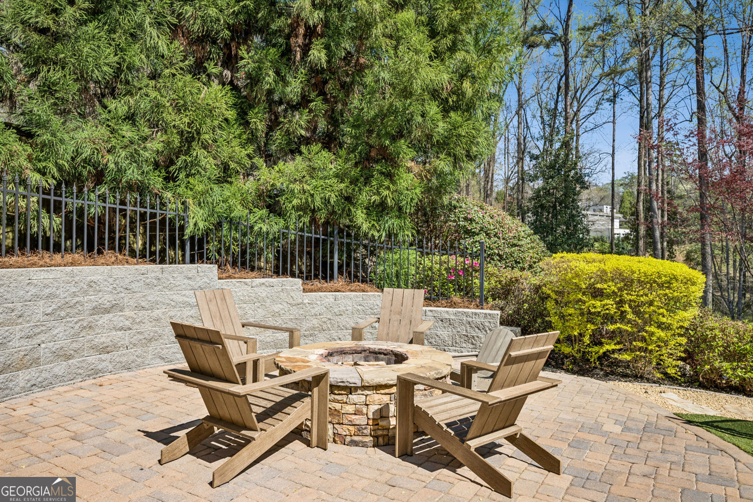 2671 Winding Lane