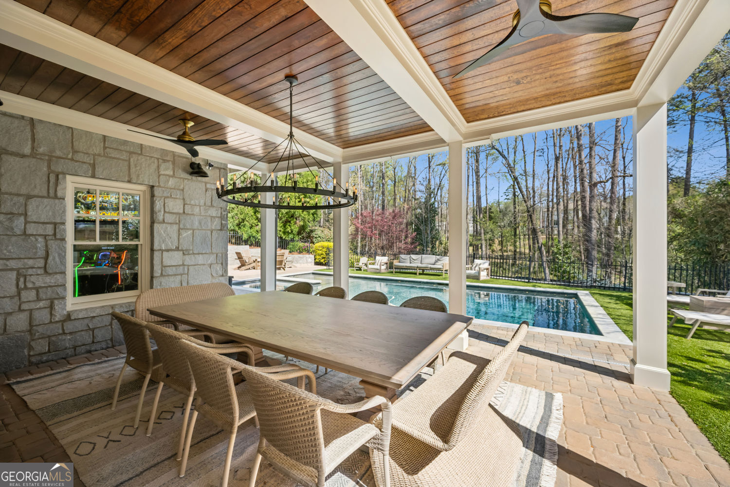 2671 Winding Lane