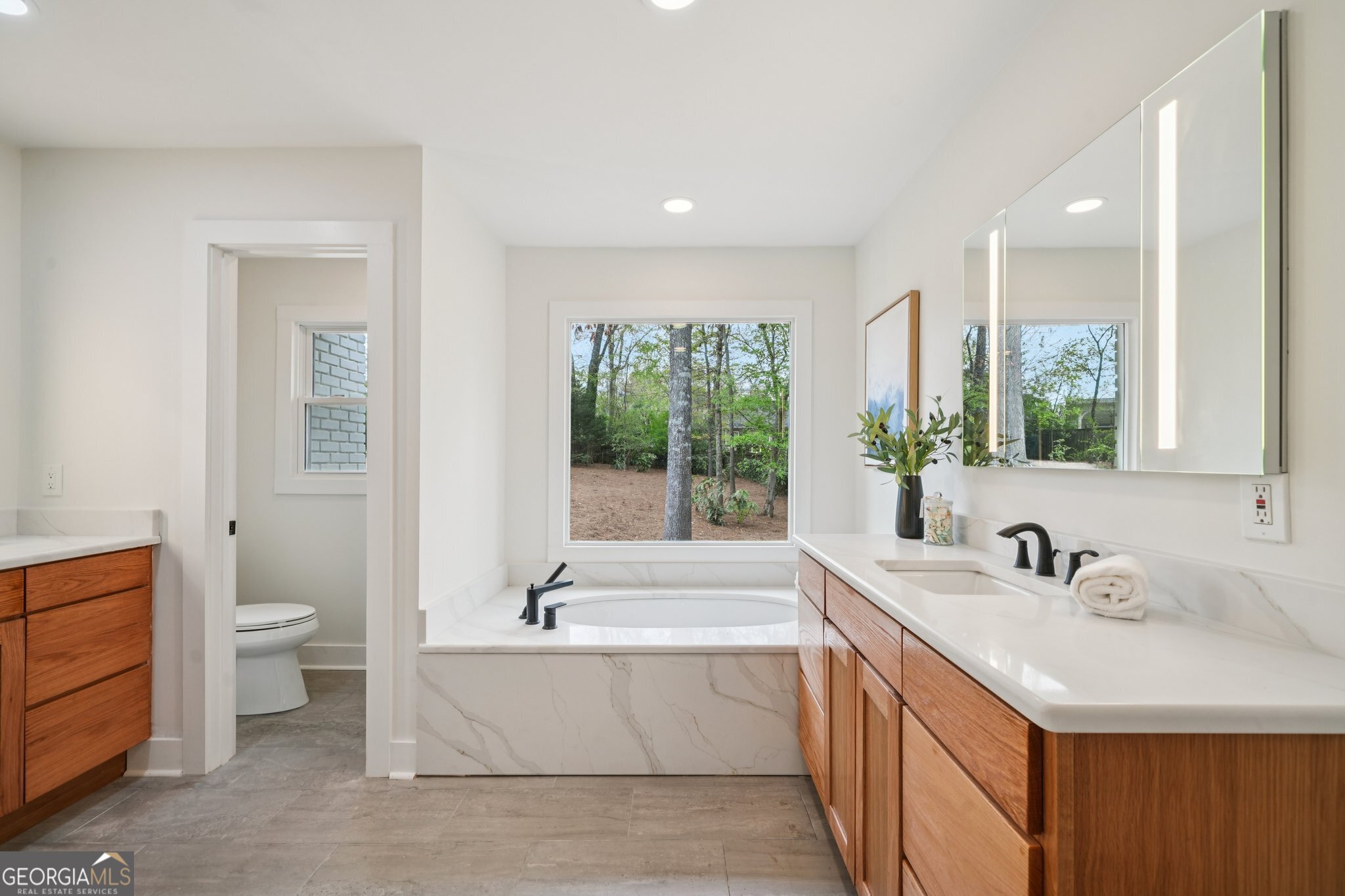 6335 Aberdeen Drive NE