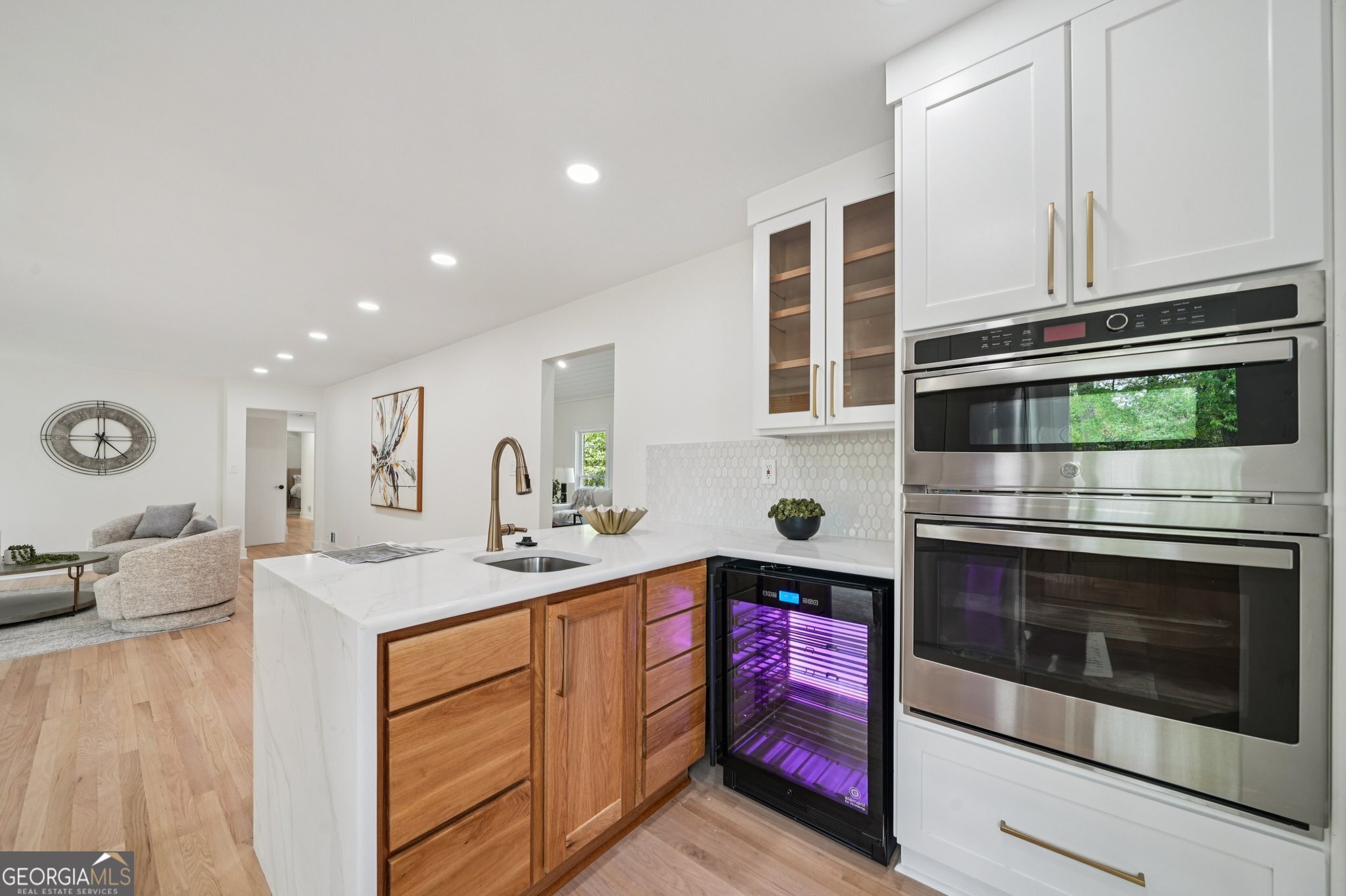 6335 Aberdeen Drive NE