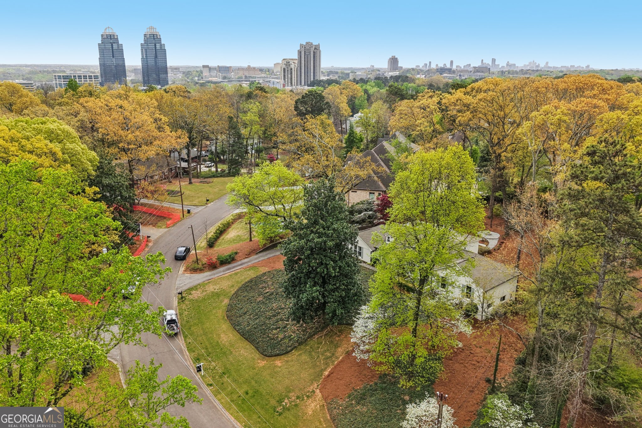 6335 Aberdeen Drive NE