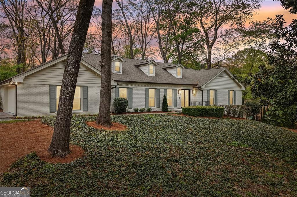 6335 Aberdeen Drive NE