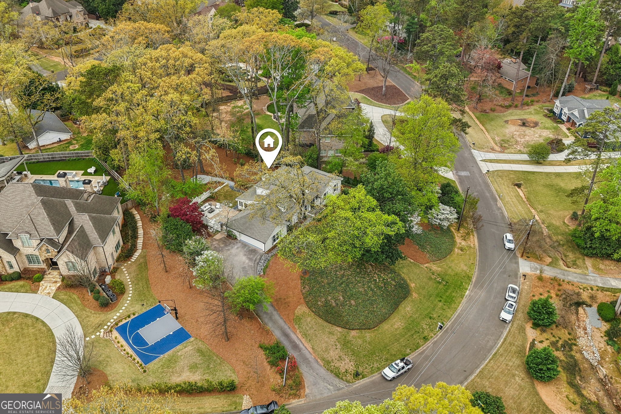 6335 Aberdeen Drive NE