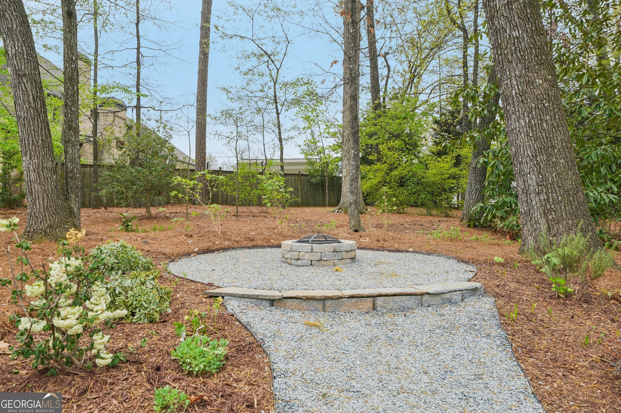 6335 Aberdeen Drive NE