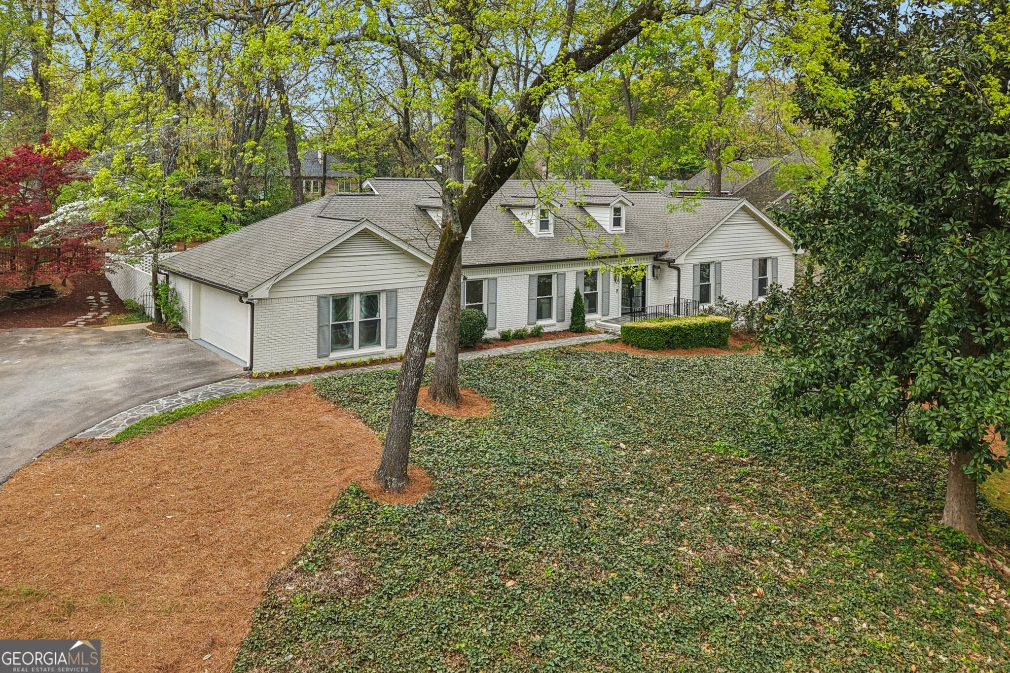 6335 Aberdeen Drive NE