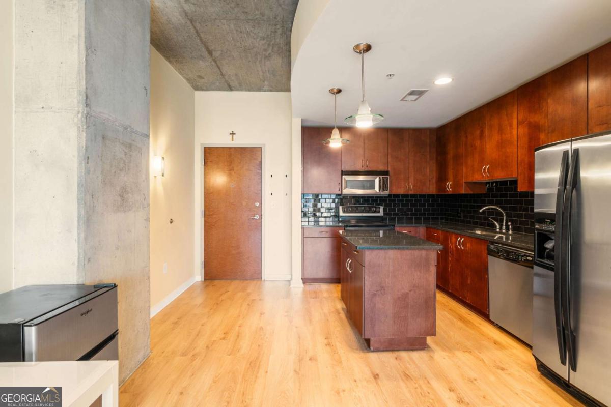 860 Peachtree Street NE # 803