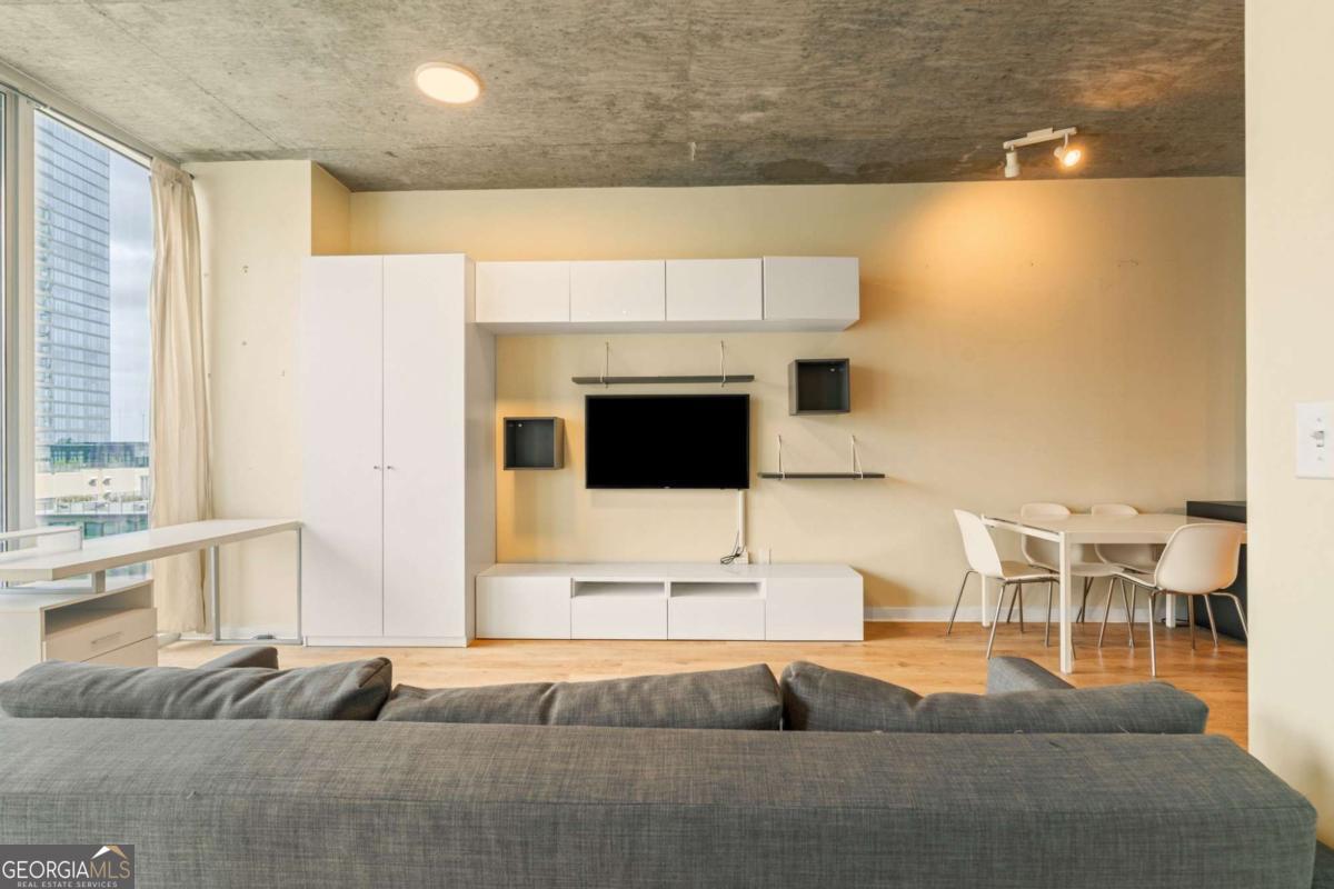 860 Peachtree Street NE # 803