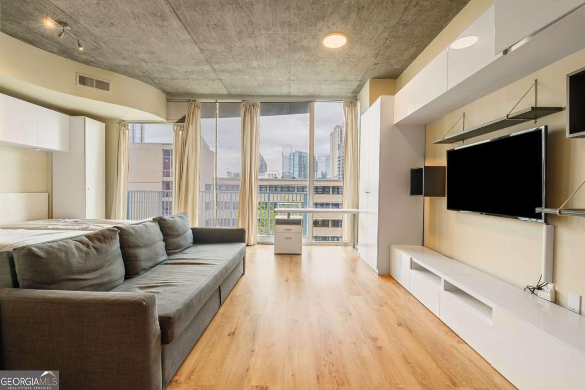 860 Peachtree Street NE # 803