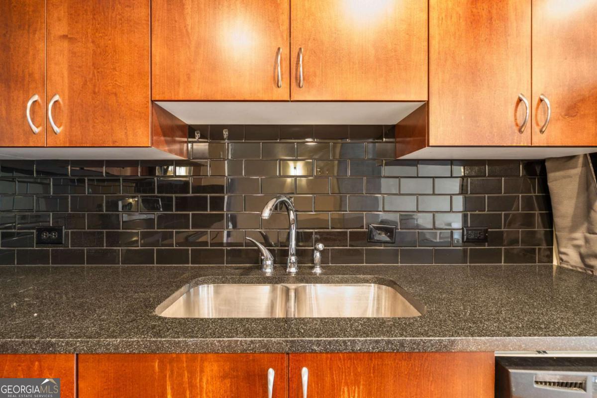860 Peachtree Street NE # 803