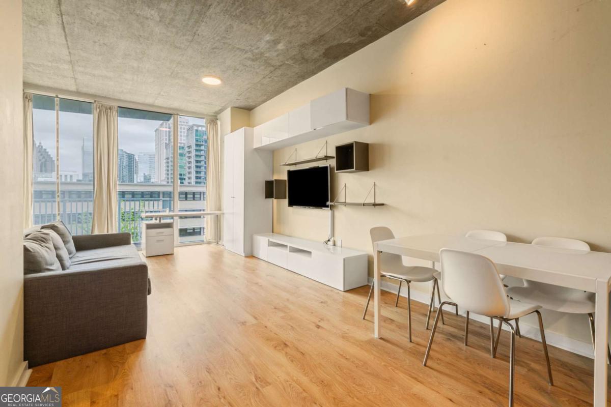 860 Peachtree Street NE # 803