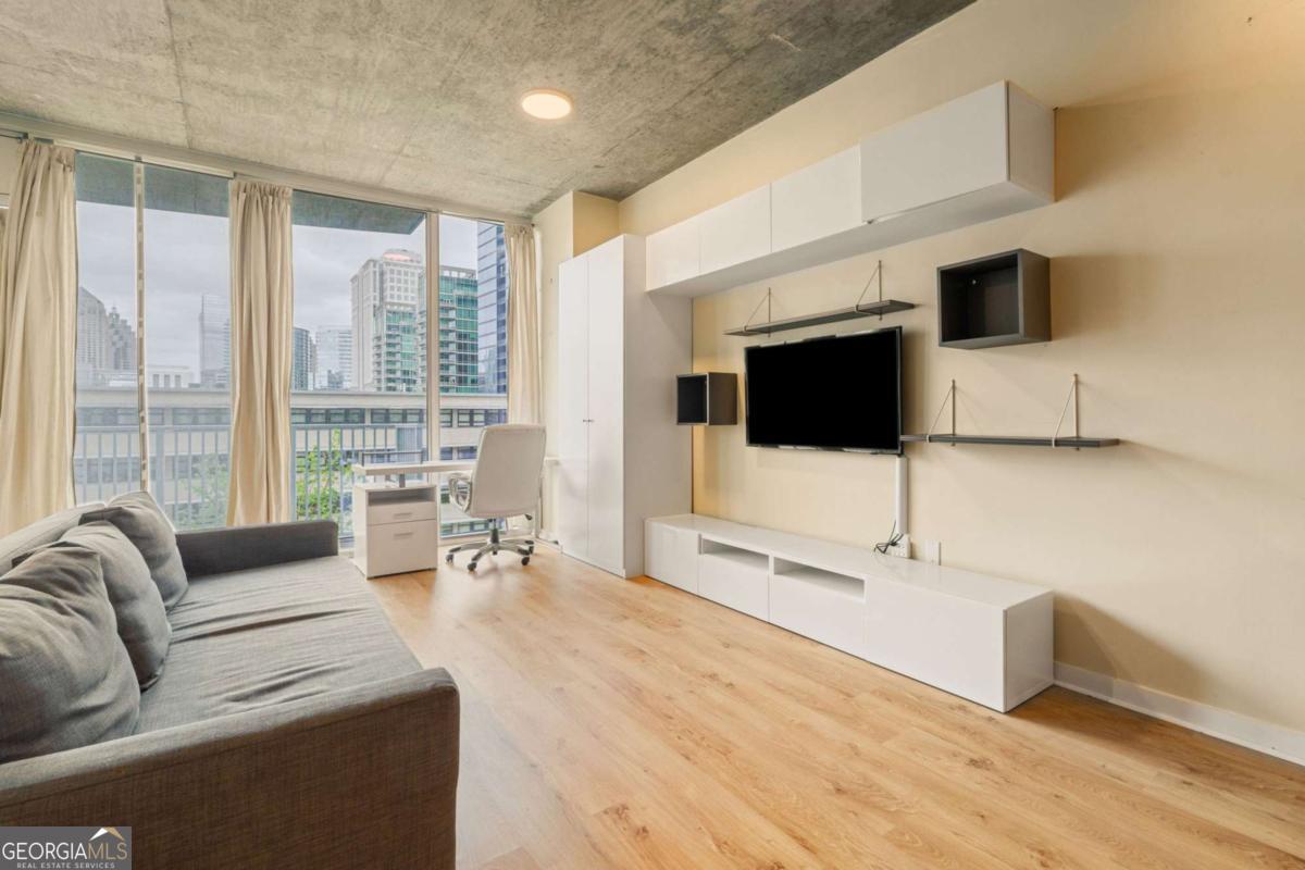 860 Peachtree Street NE # 803