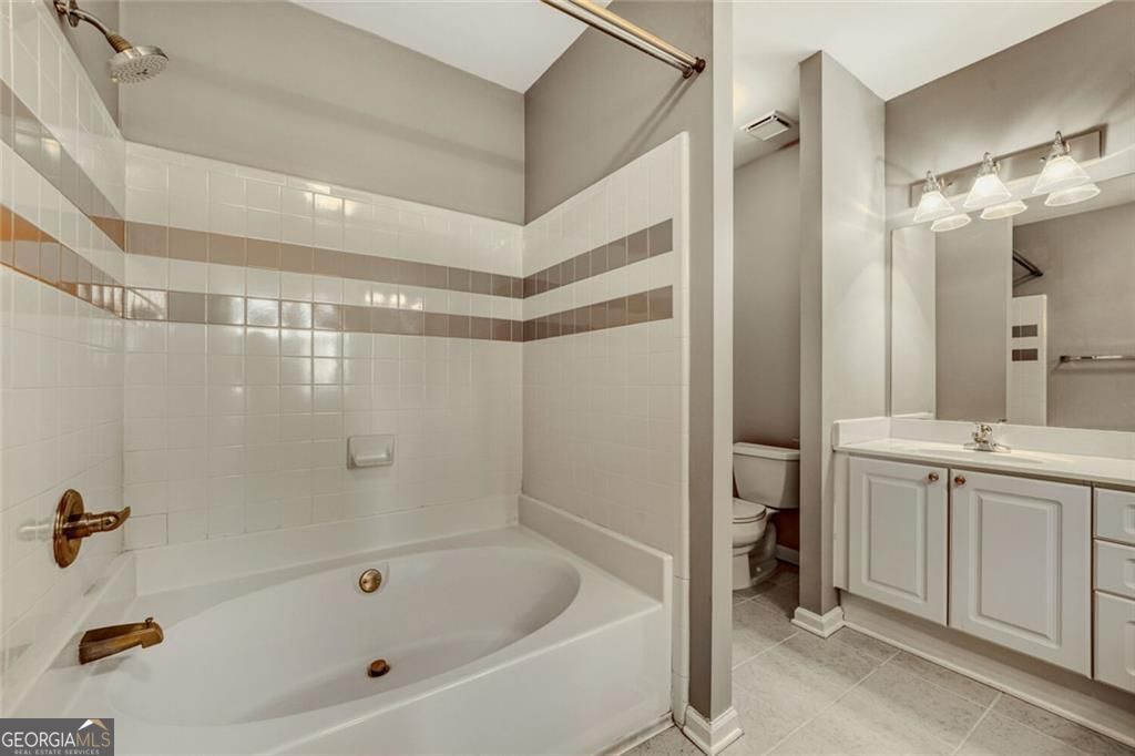 3334 Peachtree Road NE # 1208