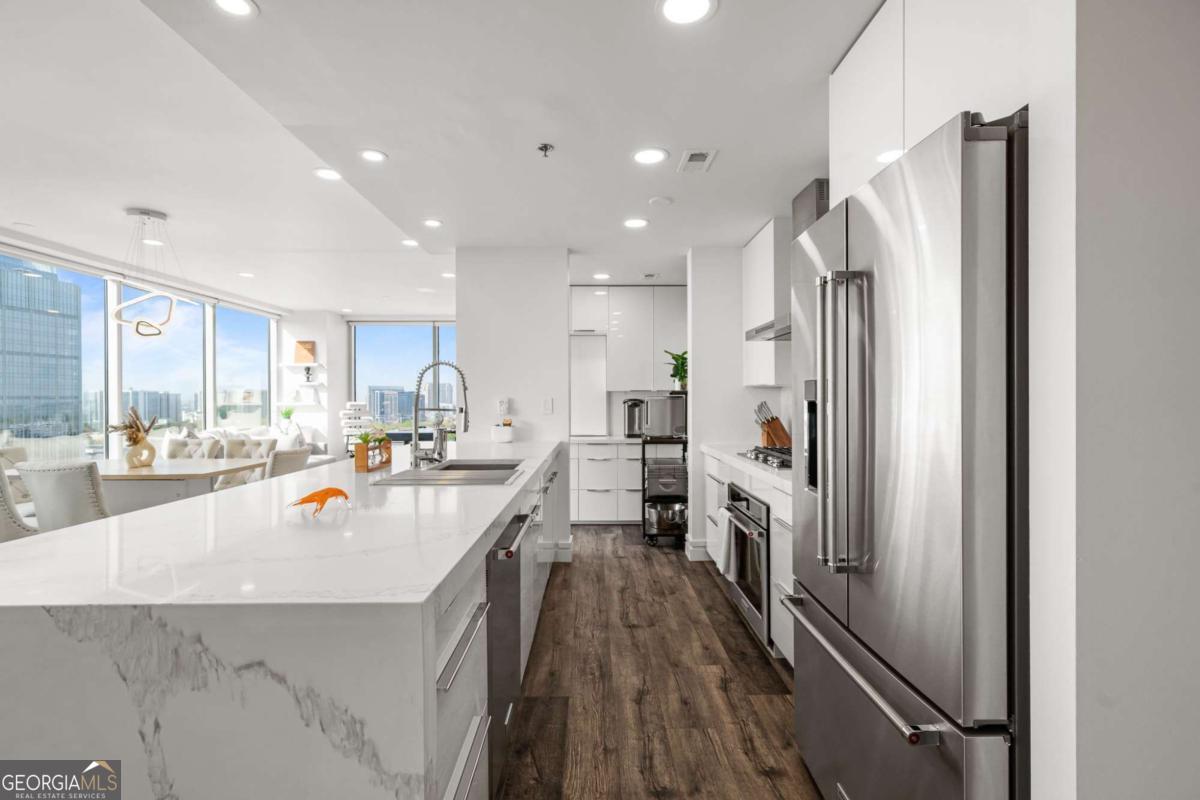 3338 Peachtree Road # 2207