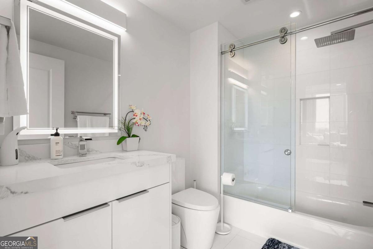3338 Peachtree Road # 2207