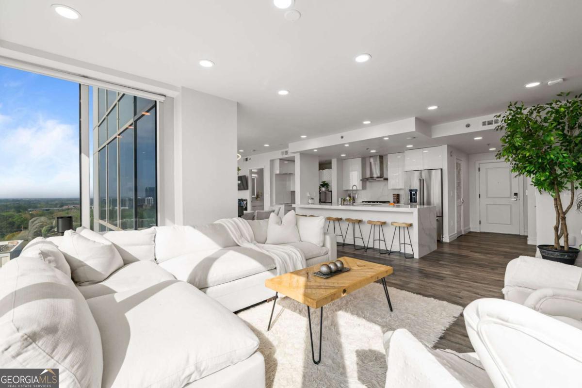 3338 Peachtree Road # 2207