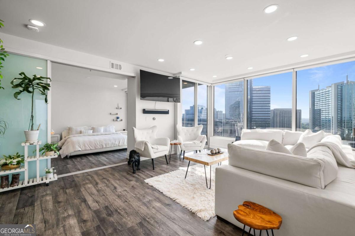 3338 Peachtree Road # 2207