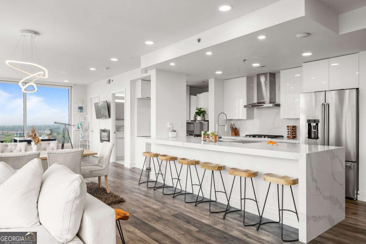 3338 Peachtree Road # 2207