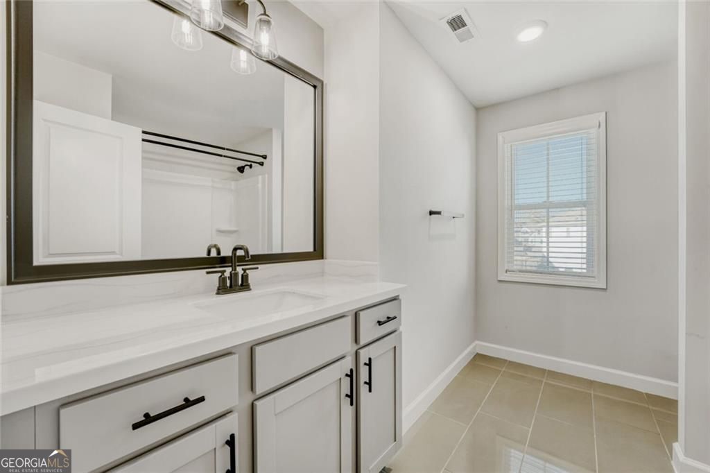 3672 Silvery Way