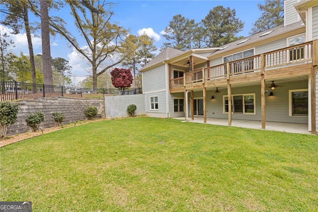 4831 Lakewood Drive