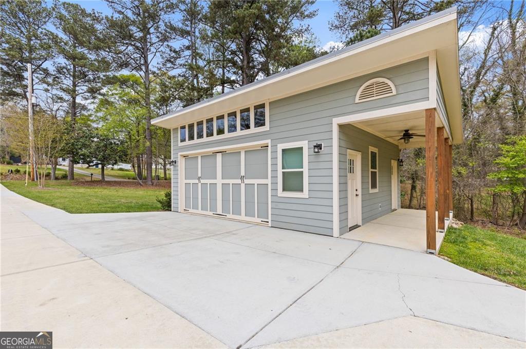 4831 Lakewood Drive