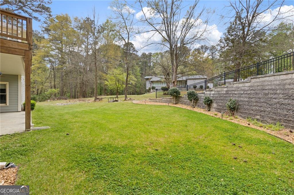 4831 Lakewood Drive