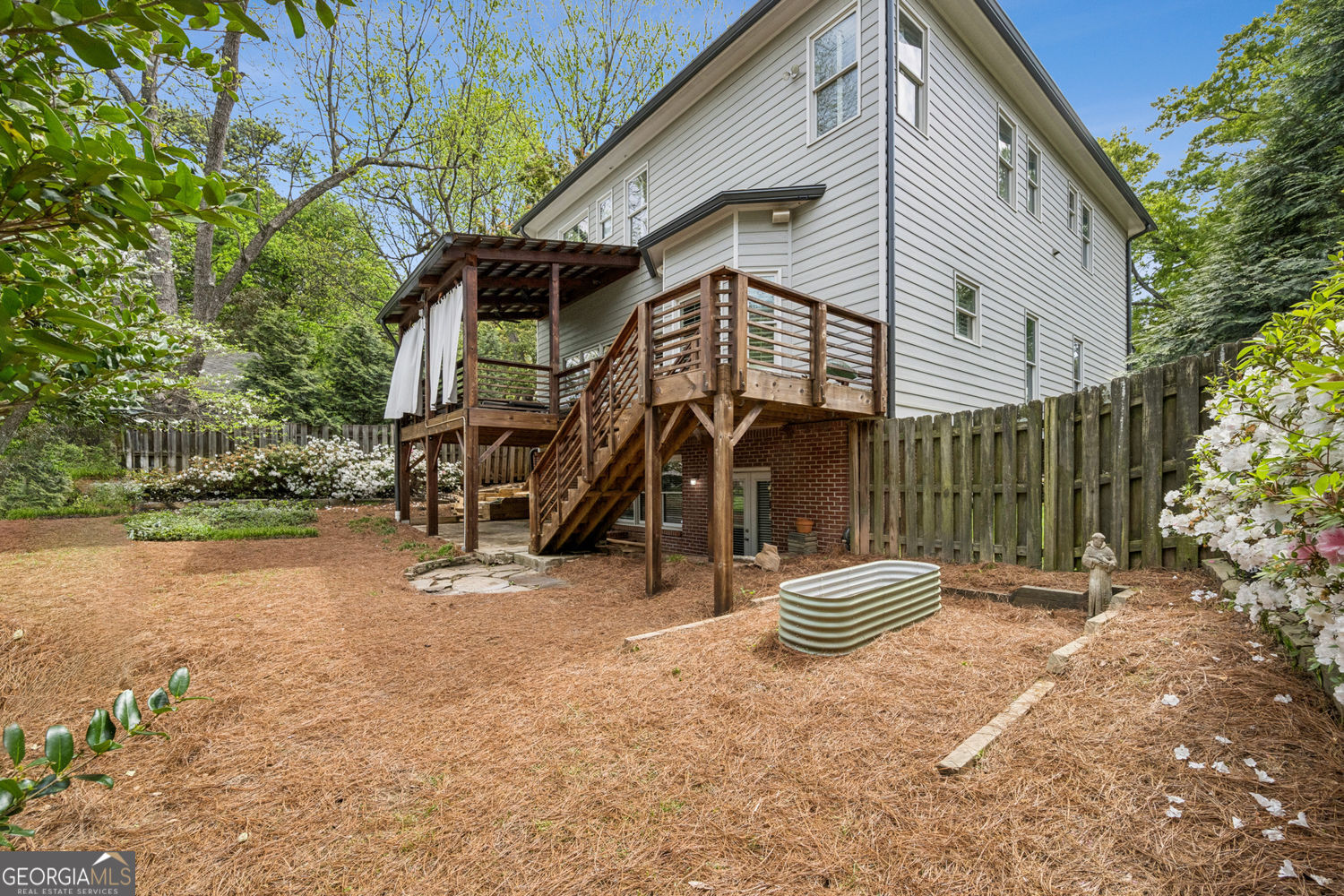 1038 Pine Grove Avenue NE