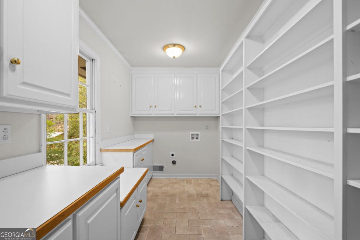 6255 Mountain Brook Lane